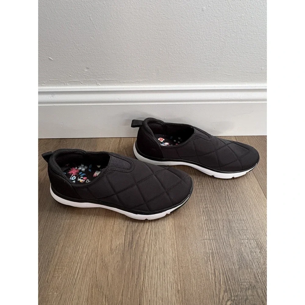 VERA BRADLEY Quilted Black VB Cloud 2 Mile Slip-On Shoes Sneakers Women's 7
